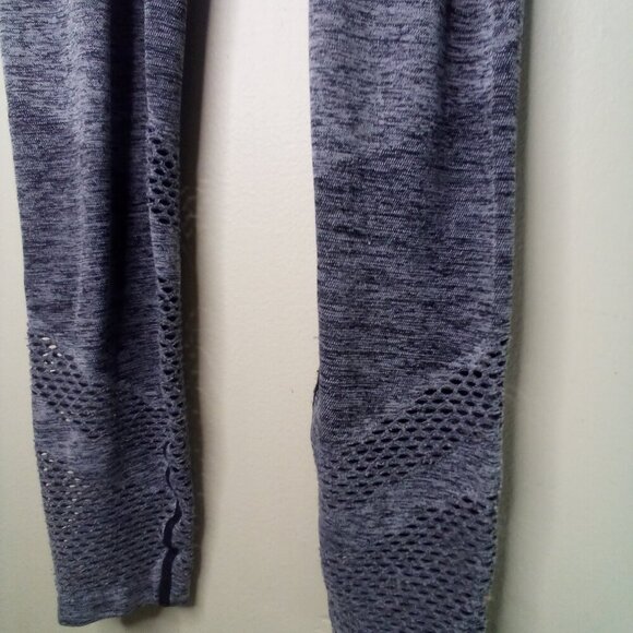 Pink Victoria's Secret Leggings Women XS Seamless Ankle Cropped Mesh Gray - Picture 7 of 15